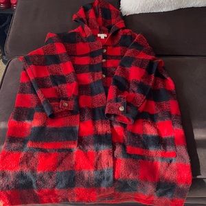 Red plaid coat jacket with hood , size 3X fairly new SHAKET